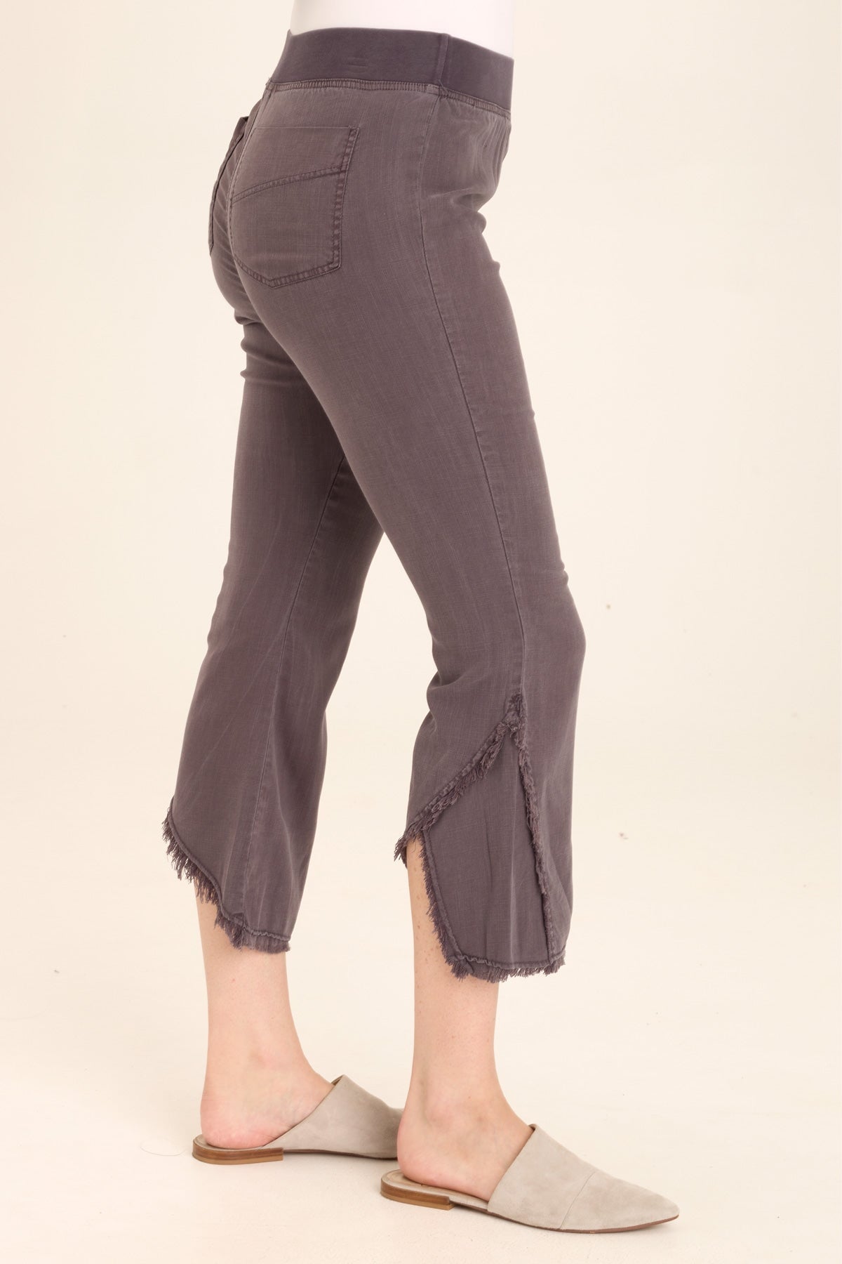 Wearables Hakarl Ankle Pant 