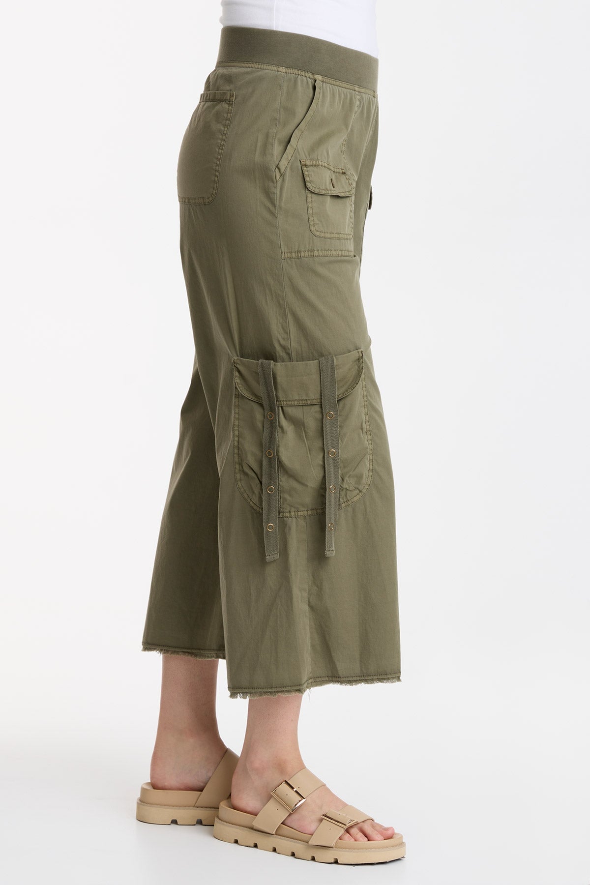 XCVI Femke Cargo Crop