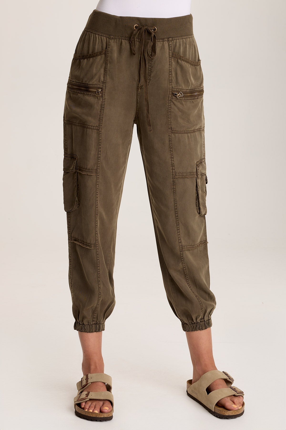 XCVI Hansa Banded Cargo 